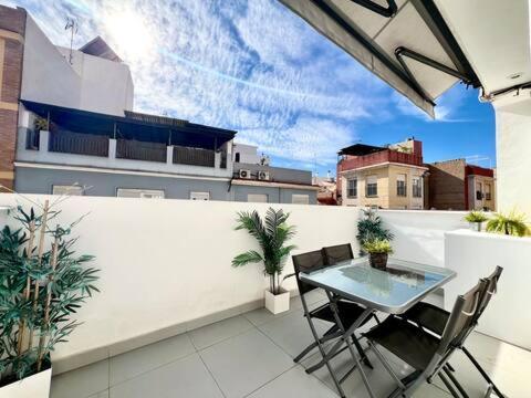 Bosco & Private Terrace By Ele Apartments Малага Екстер'єр фото